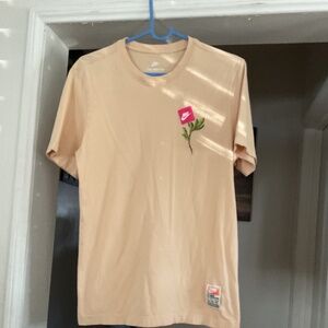 Nike t-shirts